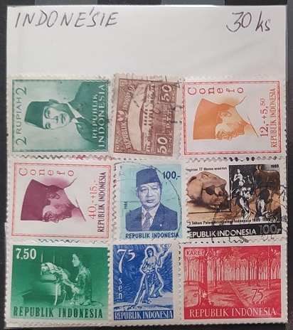30 různých Indonésie